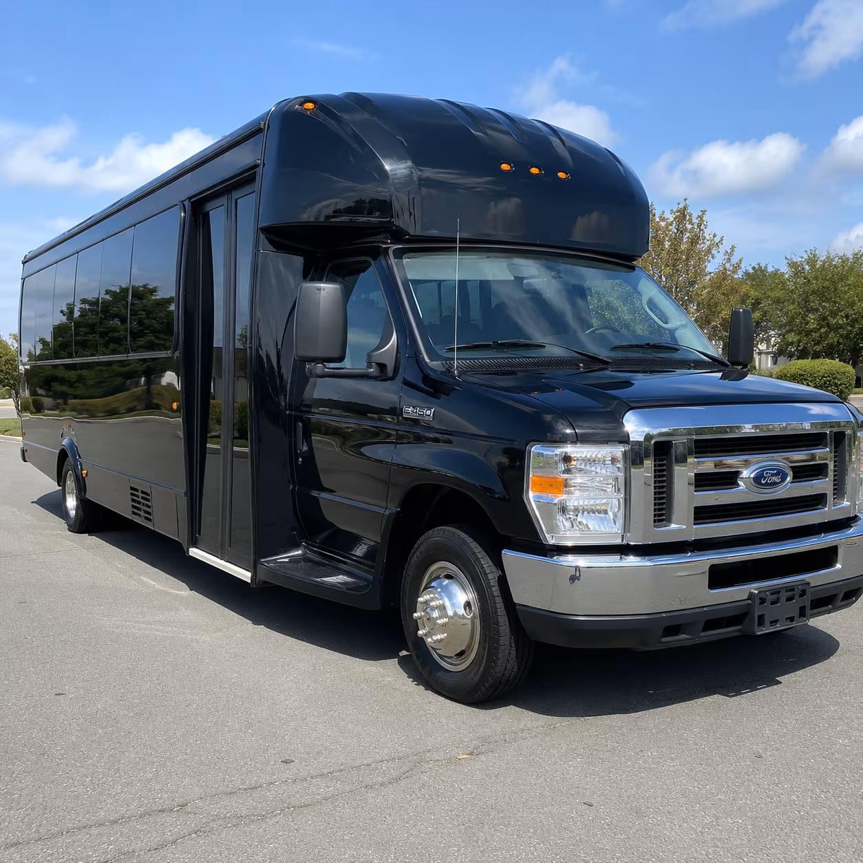 ontario enjoy your wine tour with everyone riding together